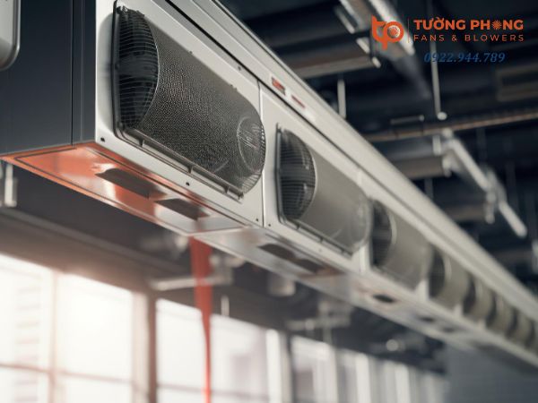Hệ thống quạt thông gió hiện đại giúp duy trì áp suất dương và ngăn chặn bụi bẩn
